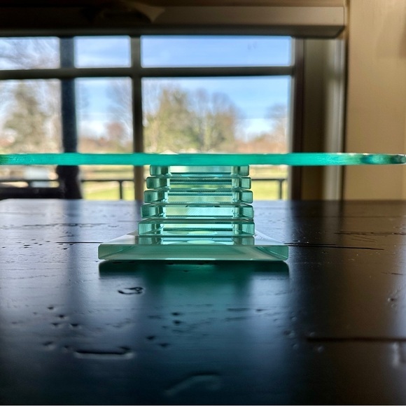 PARTYLITE, RETIRED, 3-WICK GLASS CANDLE HOLDER WITH GLASS STEP PEDESTAL. - Picture 8 of 13